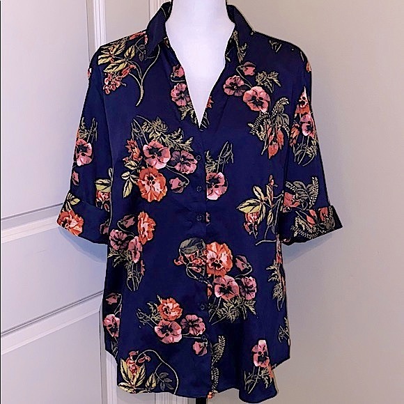 New York & Company Tops - 7th Ave Design Studio NYCo Blouse